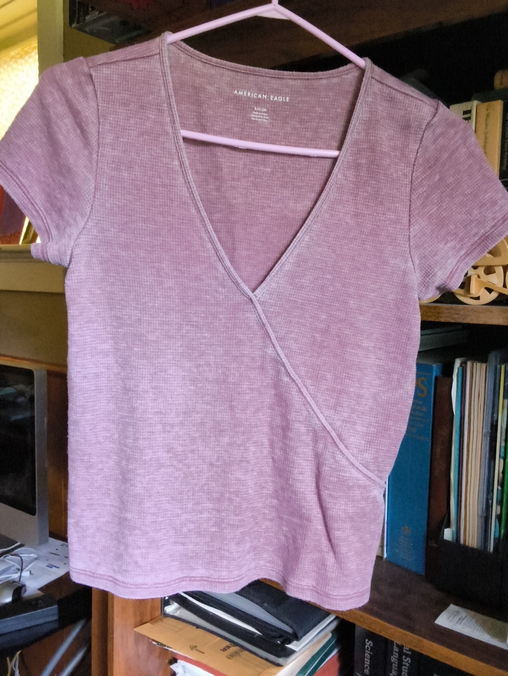 American Eagle Outfitters Mauve Wrap-Style V-Neck Tee